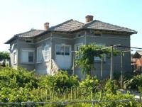 House in Bulgaria with huge garden 