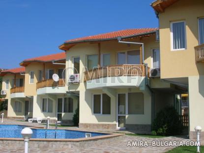 Furnished sea view villa 300 m from the beach front 2