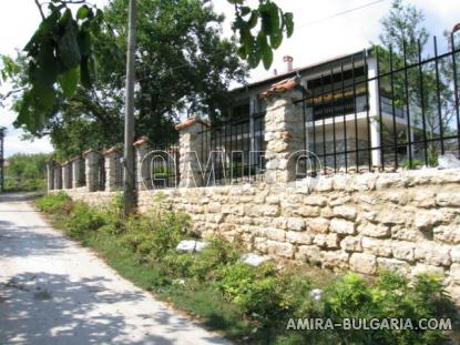 House next to Varna with open panorama side