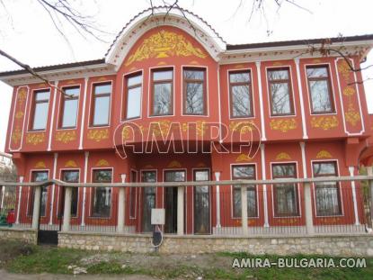 Authentic Bulgarian style house in Varna front 3