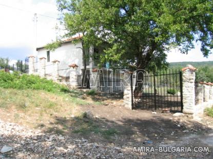 House next to Varna with open panorama fence