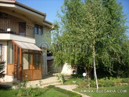 Furnished house 20km from Varna side
