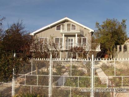 Renovated sea view house in Balchik fence 2