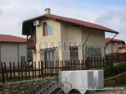 Furnished house 7 km from the beach side