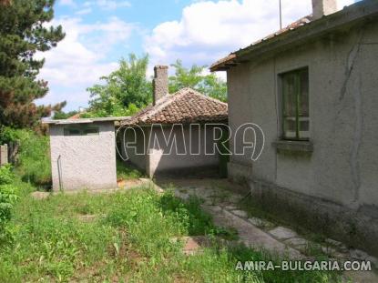 House in Bulgaria 18km from the beach back