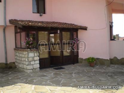 Furnished house 10km from Varna porch