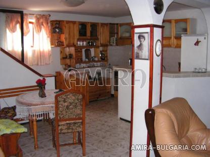 Spacious 5 bedroom house in Bulgaria Kavarna living room 2