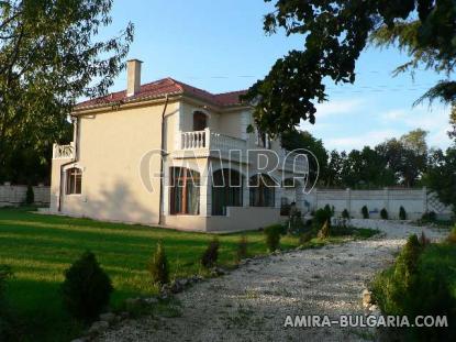 Luxury furnished sea view villa next to Varna, Bulgaria bathroom front 3