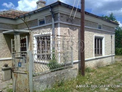 Cheap house in Bulgaria 19 km from the beach side