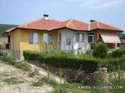 Spacious house in Bulgaria 4 km from the beach front