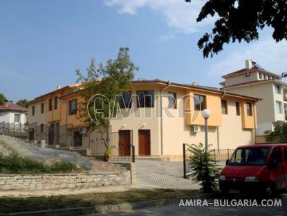 Furnished semi-detached bulgarian house 4 km from the beach front 5