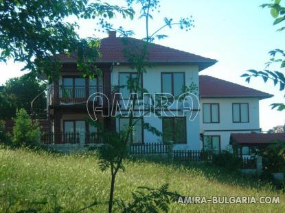 Furnished sea view villa near Albena, Bulgaria front 2