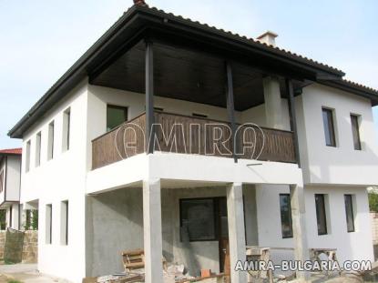 New 3 bedroom house 20 km from Varna front 3