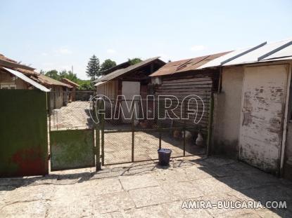 Holiday home in Bulgaria fence 2