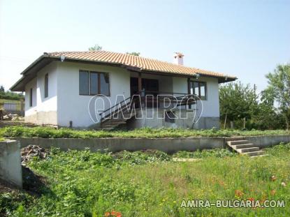 Bulgarian house with open panorama front 2