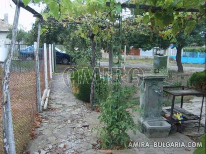 Bulgarian holiday home garden 2