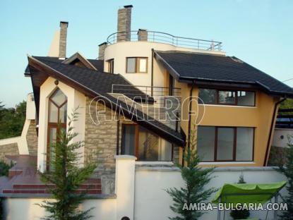 Semi-detached villa with Varna lake view