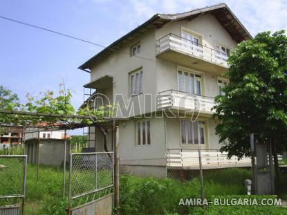 Bulgarian house near the beach front 4