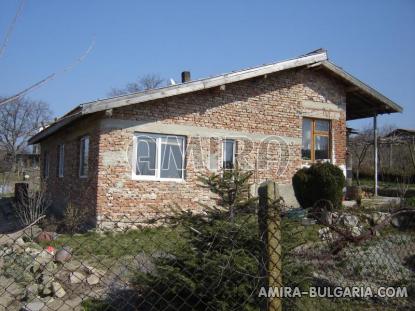 Furnished house near Varna side 3