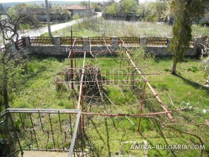 House in Bulgaria 10km from the beach garden