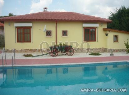 Furnished house with pool in Bulgaria pool