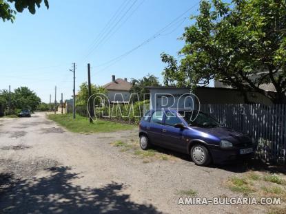 House in Bulgaria 34km from the beach road