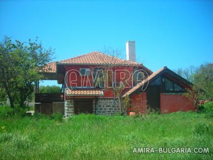 Bulgarian house near a lake and a river side 3