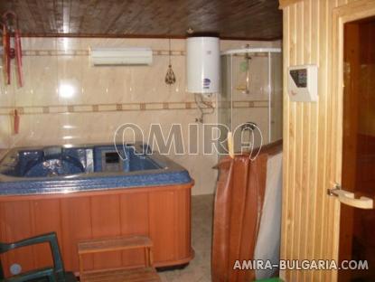 Furnished house 20km from Varna jacuzzi