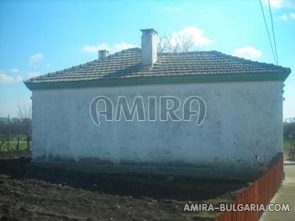 Renovated house in Bulgaria near Balchik back