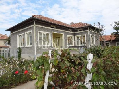 Furnished country house in Bulgaria 1