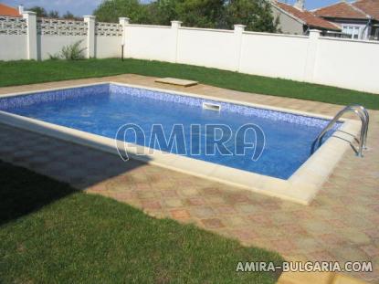Furnished house 2 km from the beach pool 2