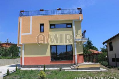 Sea view villa in Varna 2