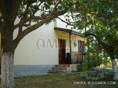 Furnished house next to Varna 3