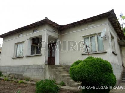 Ready to move-in house in Bulgaria 
