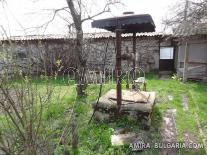 Massive house 3km from Dobrich 8