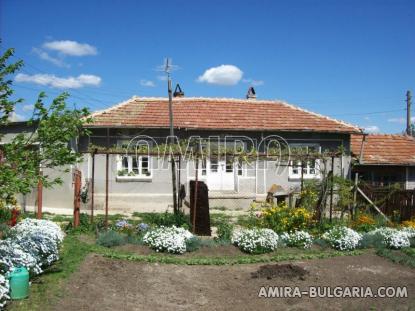 House with open panorama 25 km from Varna front