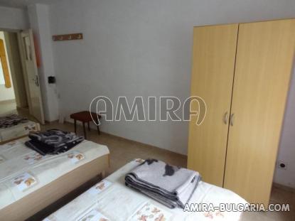Furnished guest house in Kranevo 15