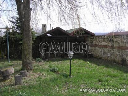 Massive house in Bulgaria near a lake 5