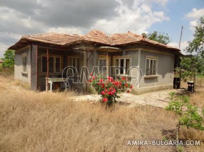 Old house in Bulgaria 4km from the beach 1