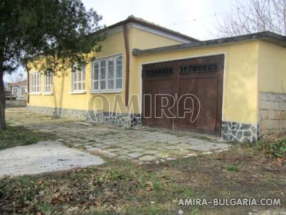 Furnished country house in Bulgaria 3