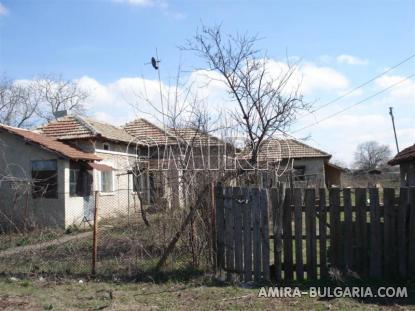 Bulgarian house 40km from the beach 6