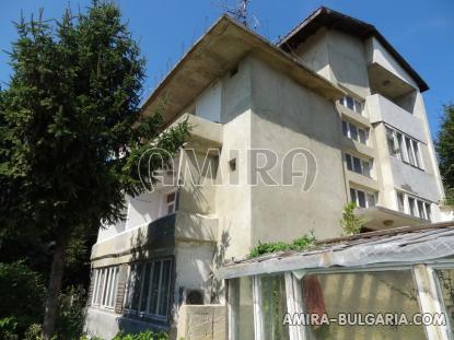 House in Varna near the Botanic Garden 2