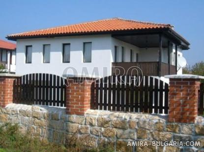 New 3 bedroom house 20 km from Varna