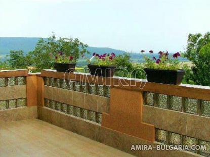 Furnished house with pool near Albena terrace