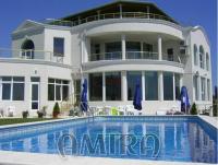 Huge sea view villa in Varna front