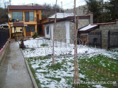 Furnished villa on Varna lake shore garden