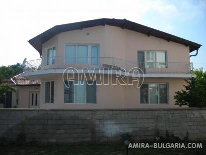 Sea view villa in Varna front 2