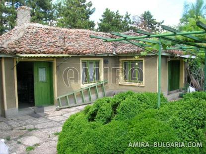 House in Bulgaria 18km from the beach outbuilding