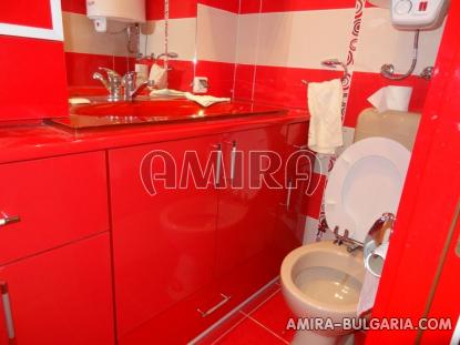 Furnished sea view villa in Balchik bathroom