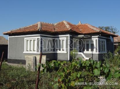 House in Bulgaria 4 km from the beach 